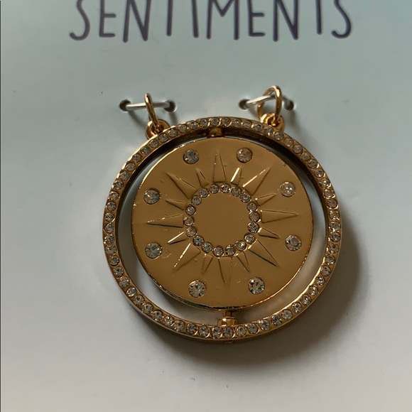 3/$10 NWT twisty pendant - Picture 2 of 5